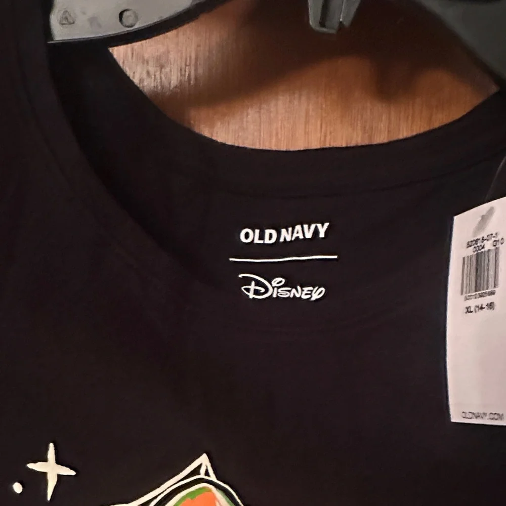Old Navy Black and Orange Halloween Tee